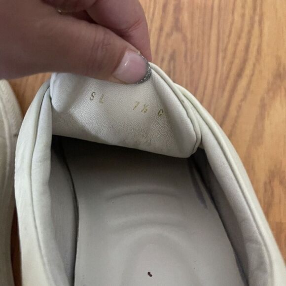 Salvatore Ferragamo White leather lace up logo trainers sneakers size US 7.5 - Picture 4 of 9